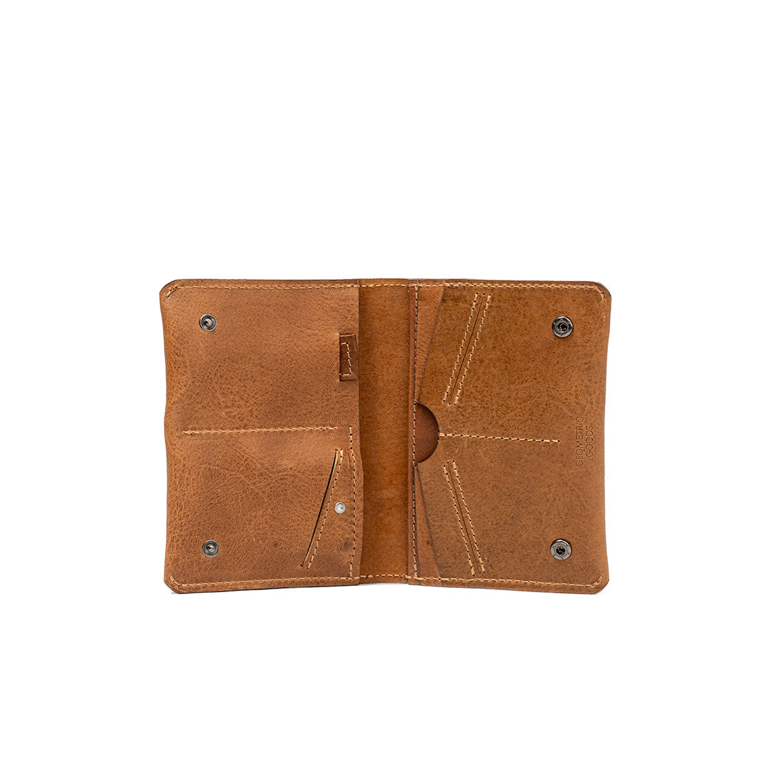 Leather Travel Wallet 2.0 for AirTag-7